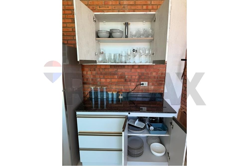 Casa - Alquiler - San Bernardino, Paraguay, Es tu oportunidad! — foto 4