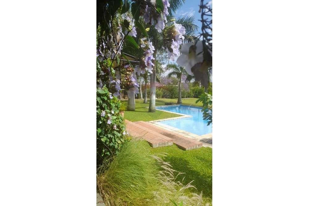 Casa con amplio terreno en surubi'i, foto 3