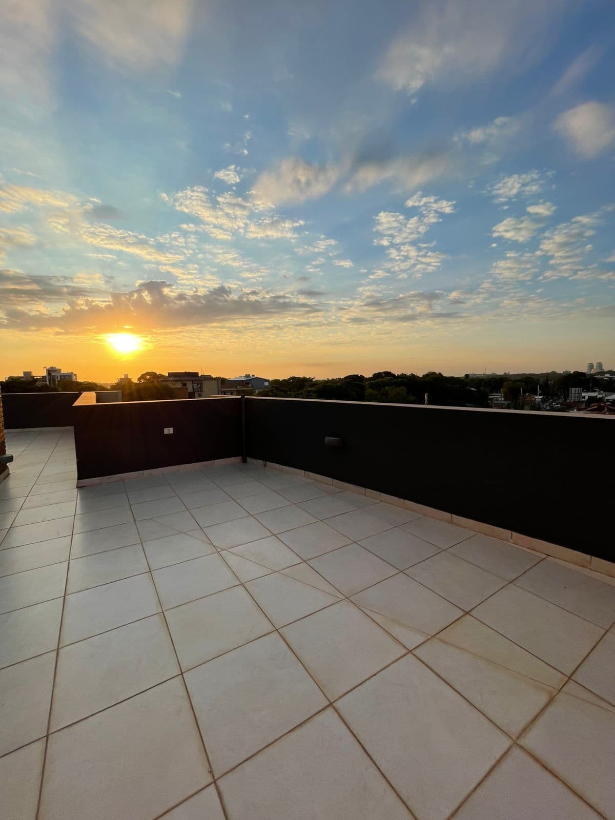 Moderno y Amplio Penthouse en Villa Morra, foto 2