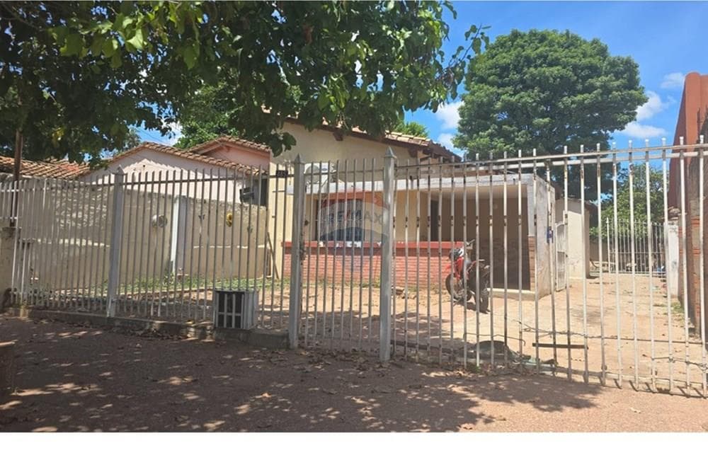 En Venta - Casa -Santísima Trinidad, Asunción, Paraguay