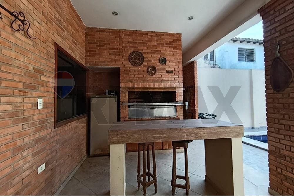 En alquiler casa en barrio obrero, foto 2