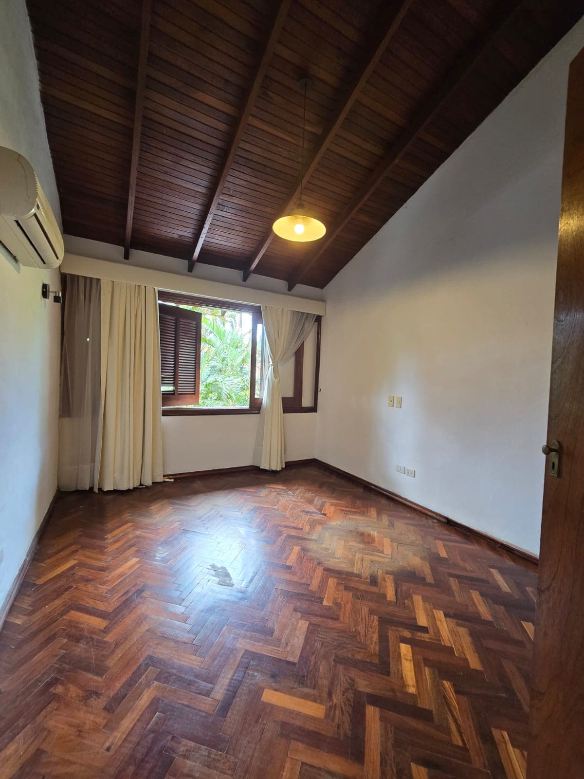 Casa Pareada En 3 Niveles De 250 M2 En Zona Seminario-lho5648304, foto 4