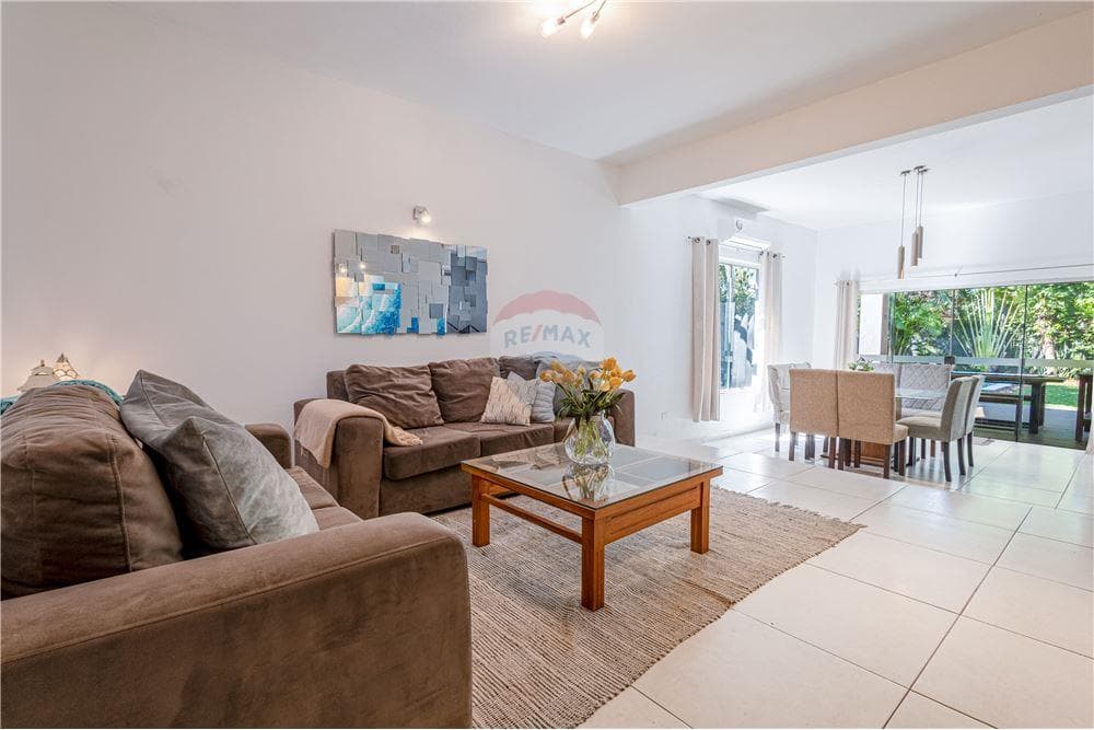 Hermosa Casa - Zona Conmebol - Luque! 250,000 $, foto 5