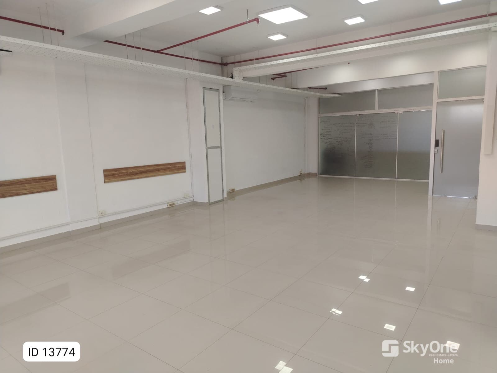 Alquilo Oficina Corporativa edificio Aliado Lambare