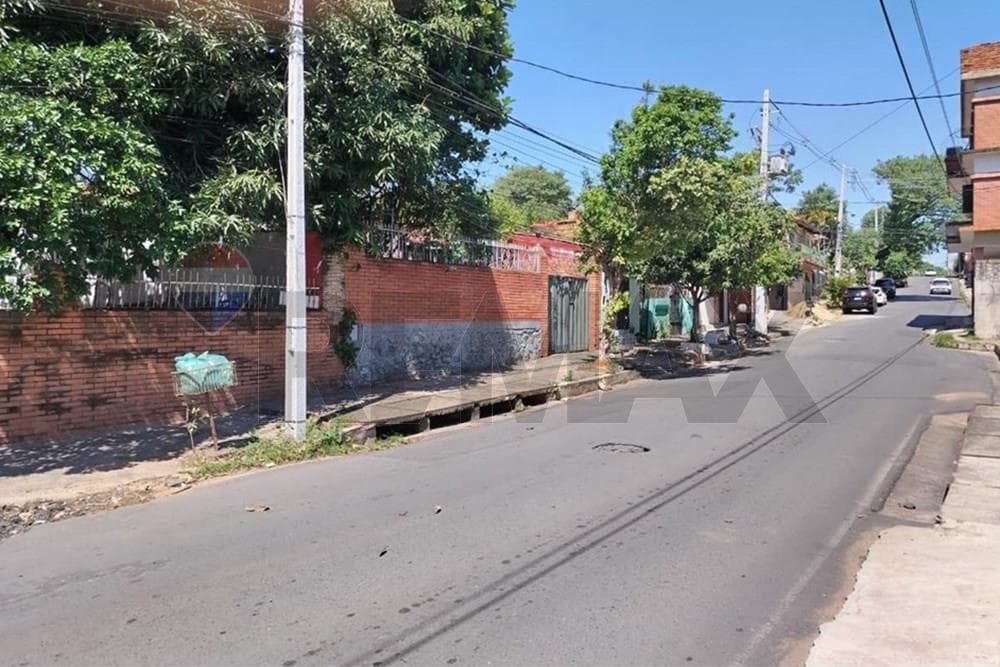 Terreno - Venta - Pettirossi, Paraguay