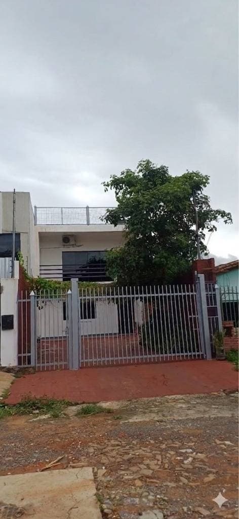 Amplio Dúplex con Terraza a 2 Cuadras del Eje Corporativo Ubicación Privilegiada, foto 1