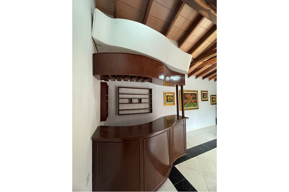 Residencia - Alquiler - Fernando de la Mora, Paraguay, foto 2