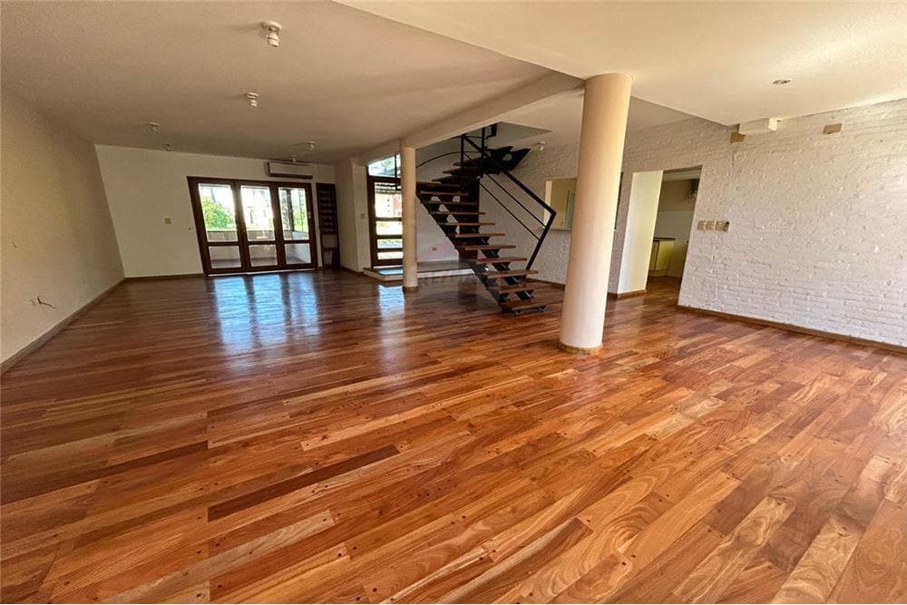 Hermosa y acogedora casa en condominio cerrado PLAZA JARDÍN