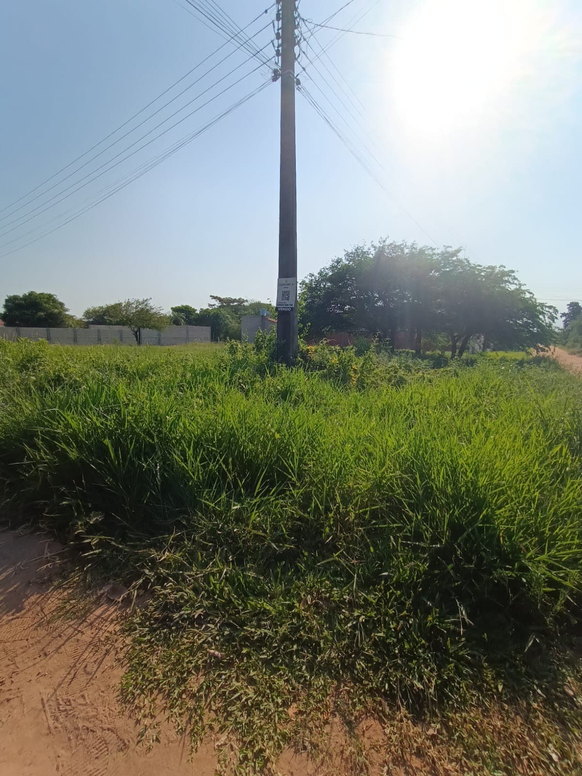 En venta terreno en esquina ykua karanday-Luque, foto 2