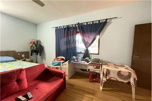 Casa en lambare barrio san antonio, foto 4