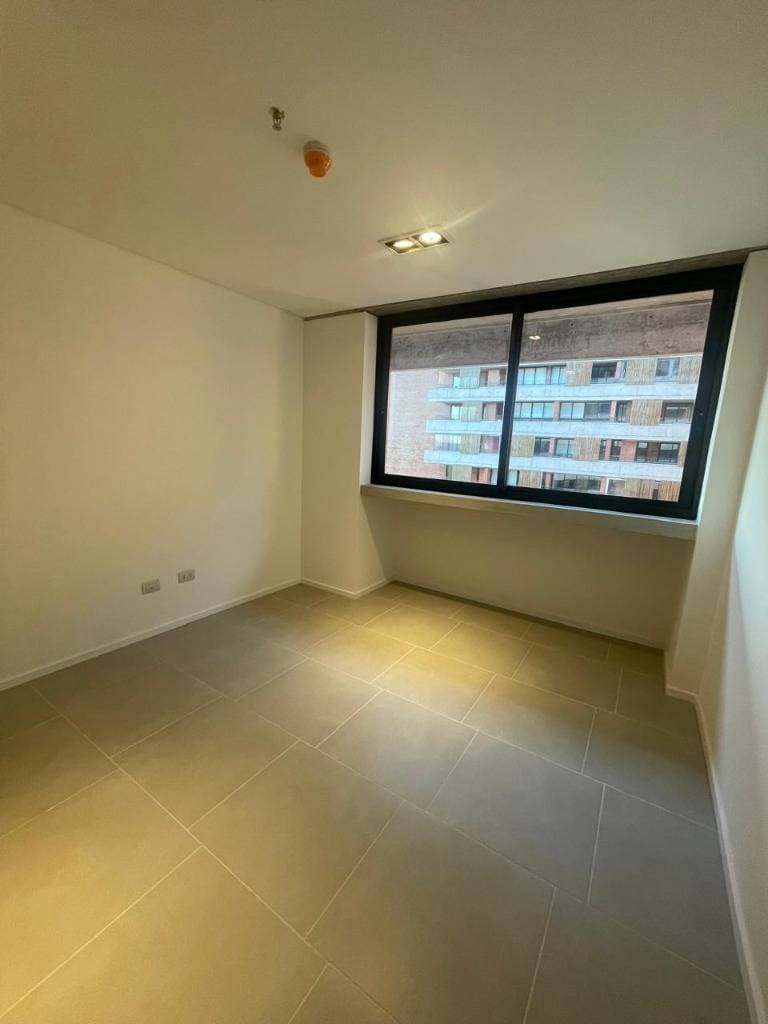 Departamento a estrenar de 1 habitación en edificio bernardino, foto 2