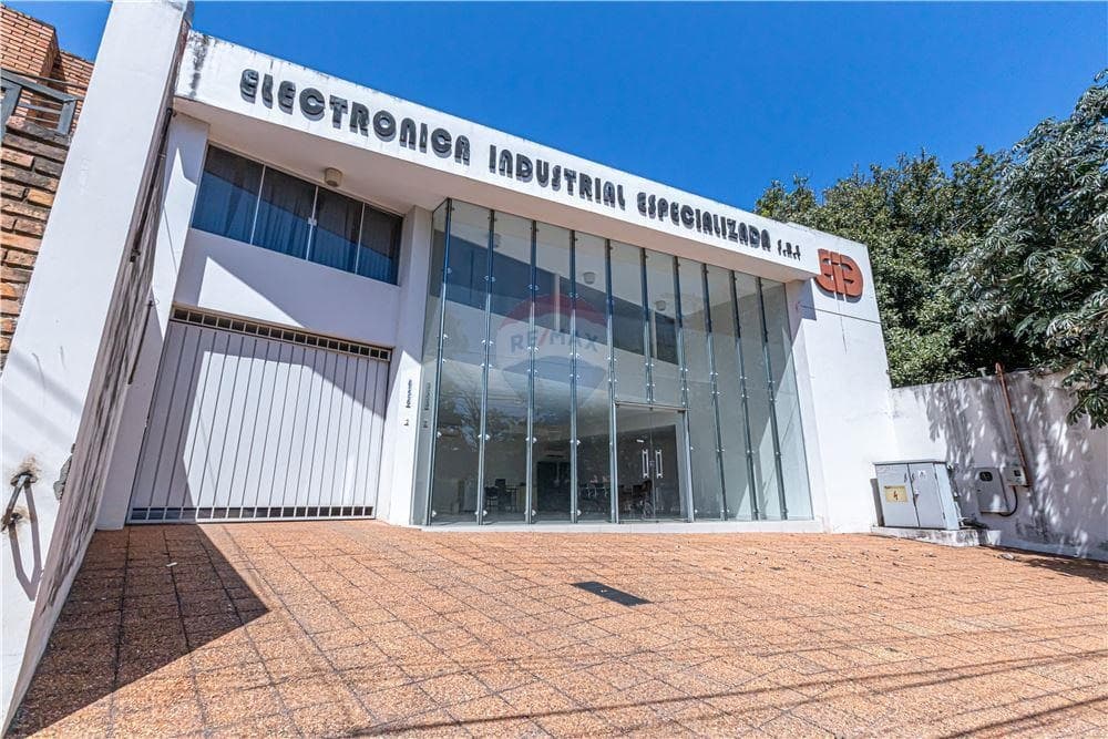 En Venta Salón Comercial y depósito, foto 2