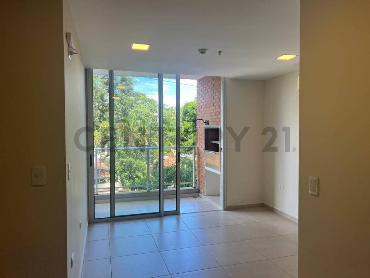 En venta | departamento en home Villa Morra, foto 4