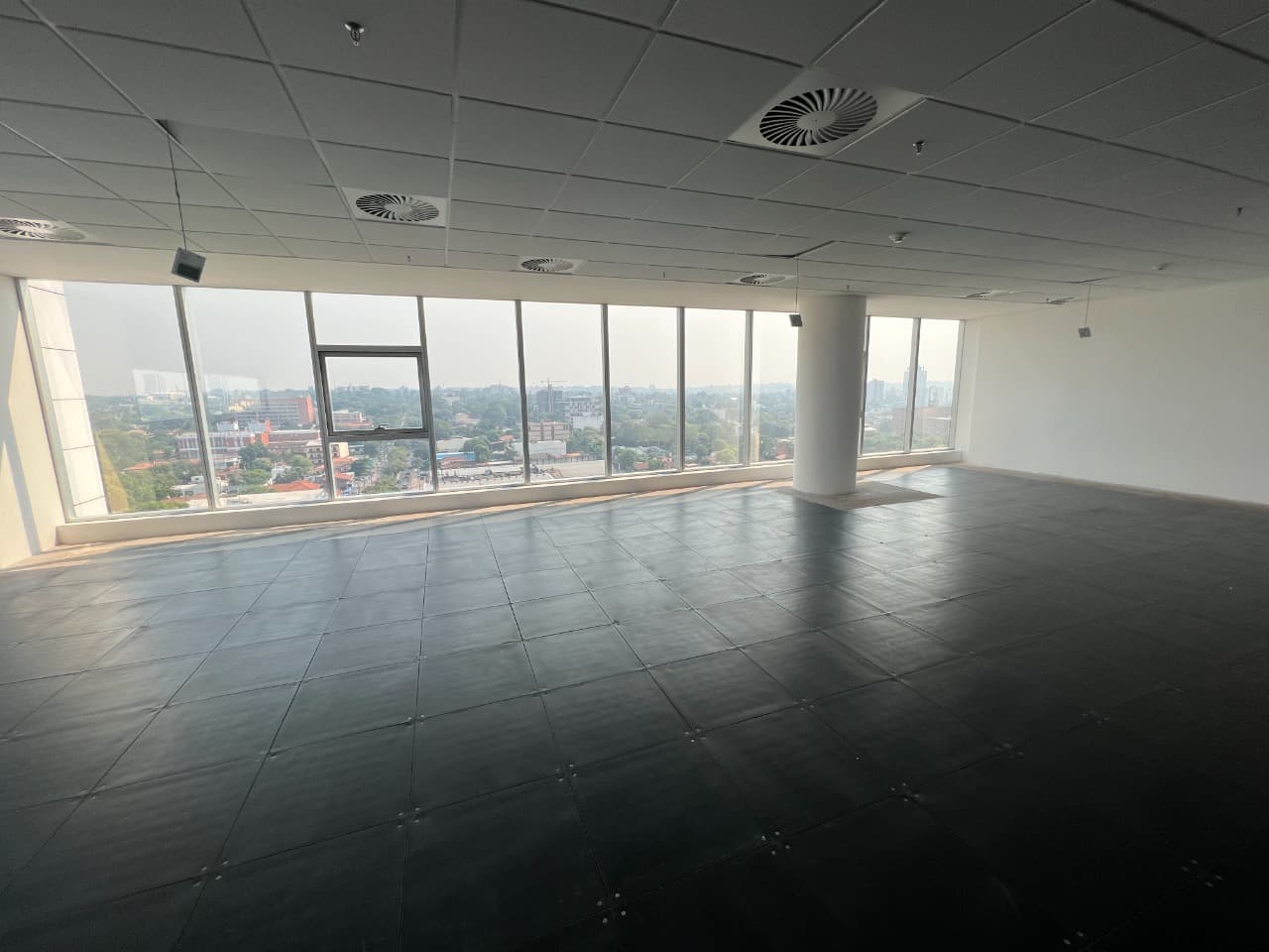 Oficina Corporativa de 222 m2 Sobre Av. Mcal López - LOF8056132, foto 5