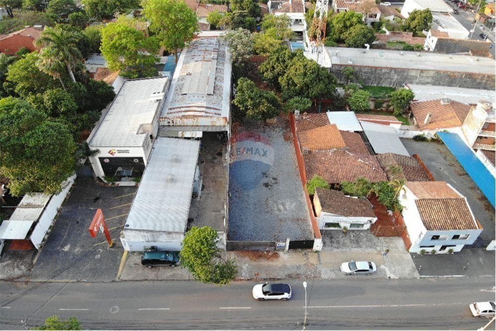 Terreno de 813m2 sobre Eusebio Lilio