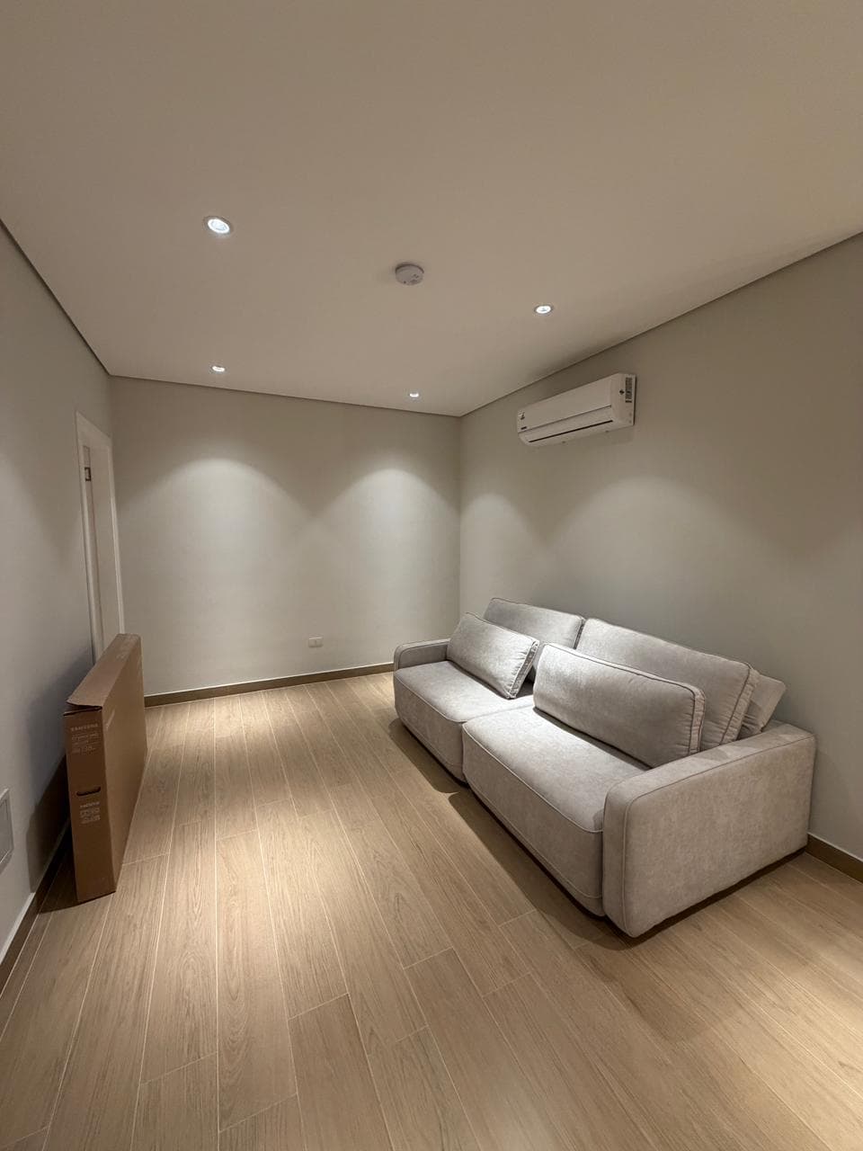 Dúplex En Alquiler, Amoblado De 3 Suite, A Estrenar, Zona Barrio Ycua Sati — foto 5