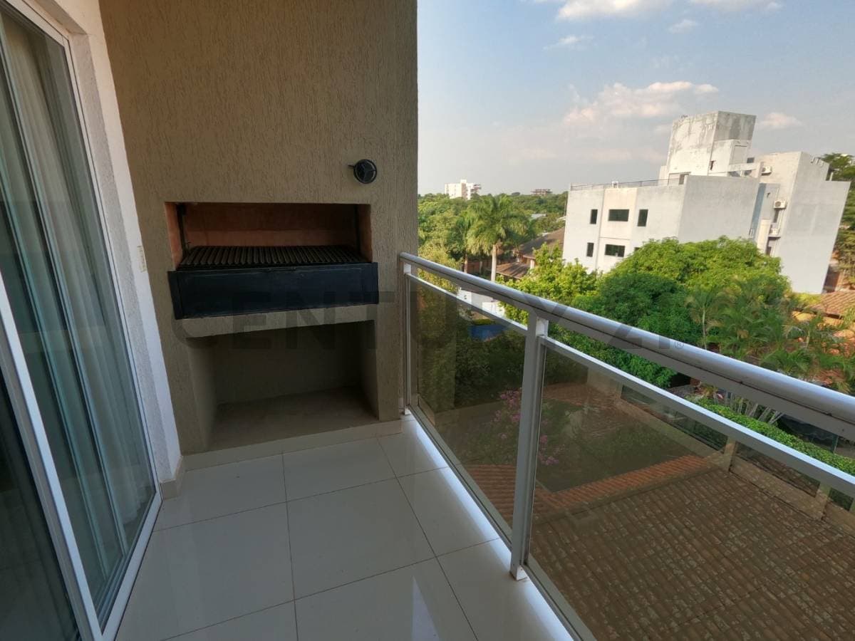 Amplio departamento amoblado barrio Villa Morra, foto 3
