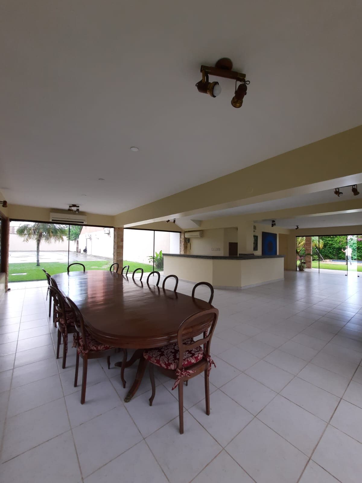 Residencia De 7 Habitaciones En Ycua Sati — foto 5