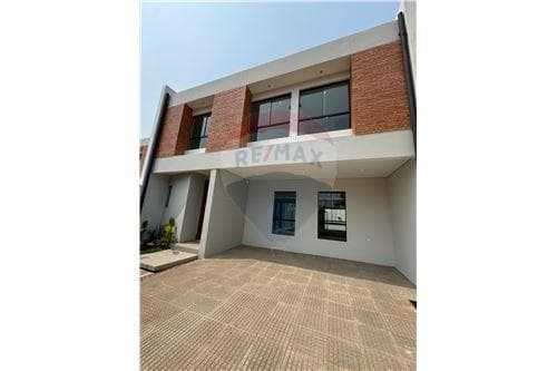 Duplex-Venta-PY Central Luque Cayetano