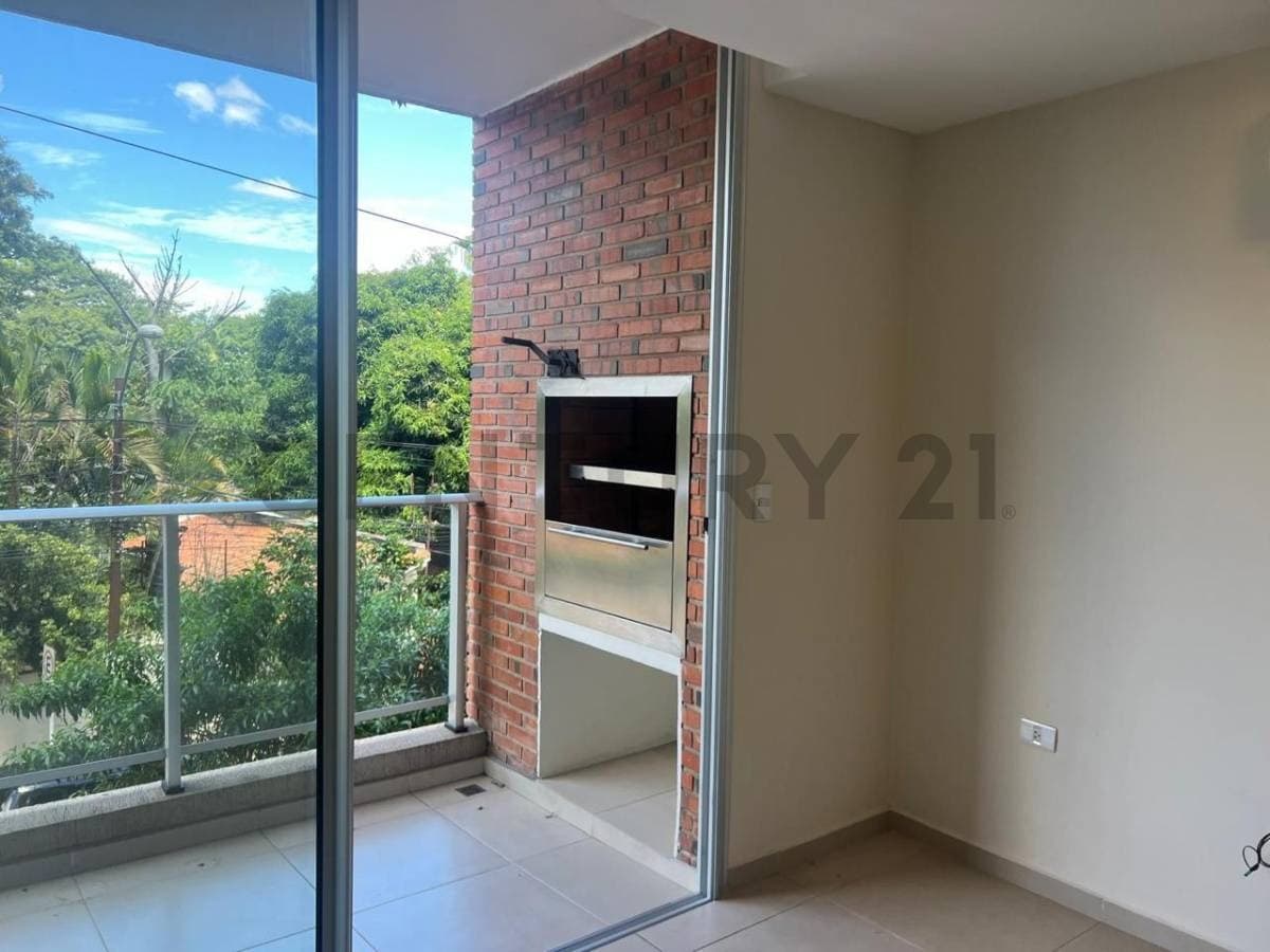 En venta | departamento en home Villa Morra, foto 3