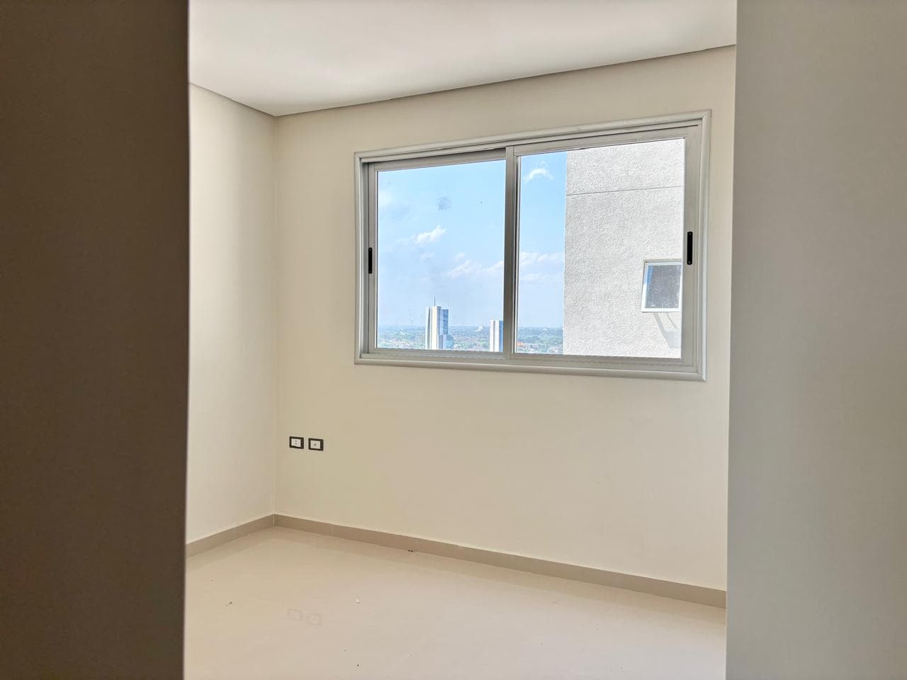 Pasos del shopping la galeria en alquiler departamento de 2 dormitorios, foto 5