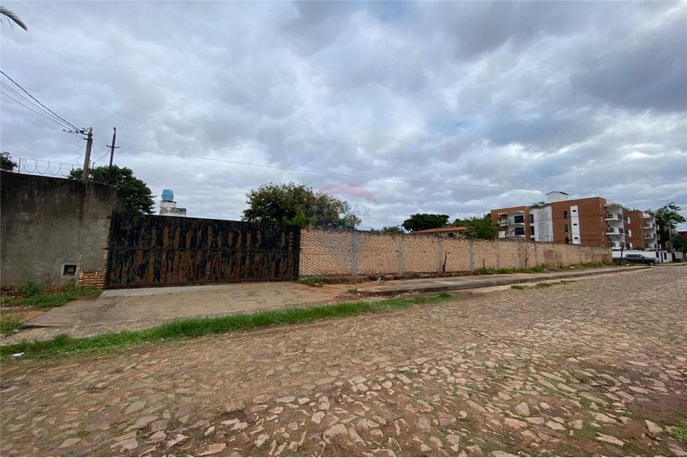 Terreno - Alquiler - Paraguay Central San Lorenzo — foto 2