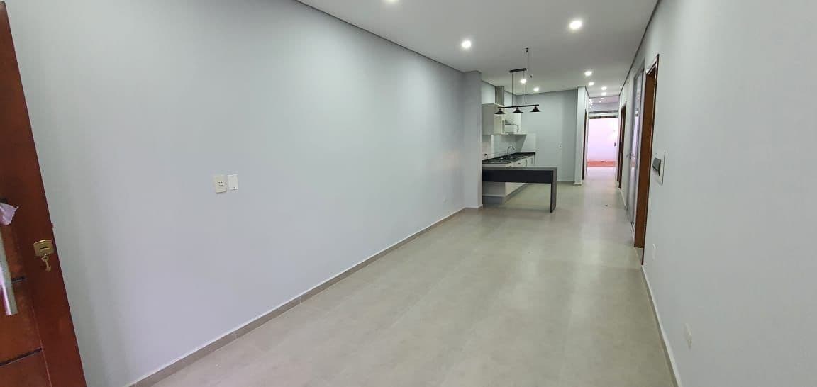 En Venta Duplex A Estrenar. Lambare - Altos Del Golf, foto 2