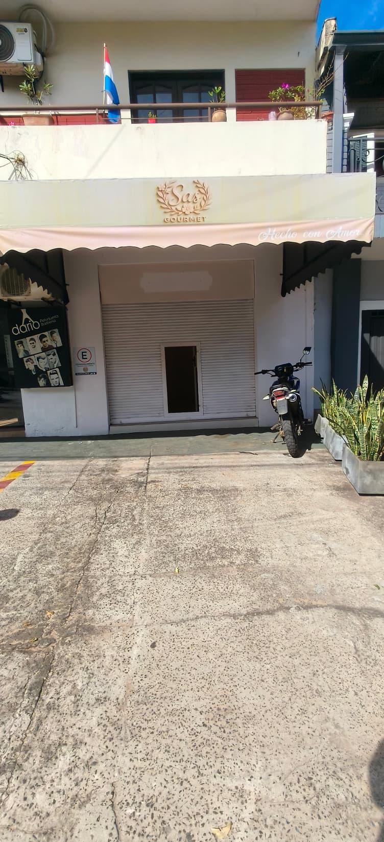 Salón comercial en barrio san vicente, foto 2