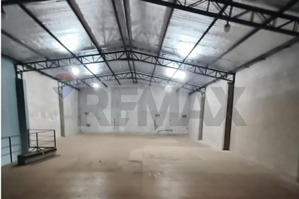 Local Comercial - Alquiler - San Lorenzo, Paraguay, foto 2
