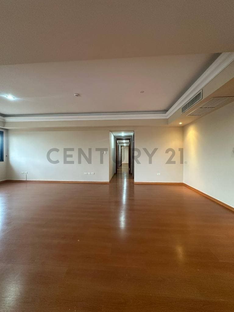 Departamento de 3 Habitaciones con área de servicio en Barrio Las Mercedes — foto 2