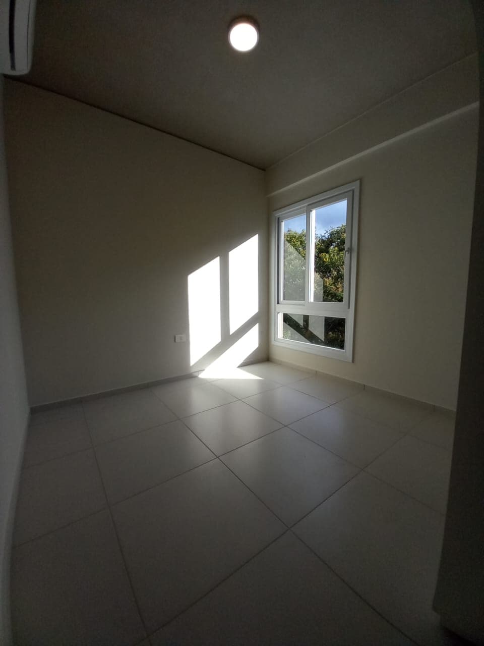 Departamento de 2 habitaciones. Luque.COD 059, foto 5