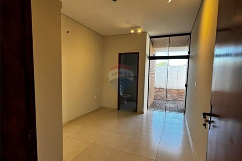 Chalet - Venta - Ñemby, Central, Paraguay — foto 3