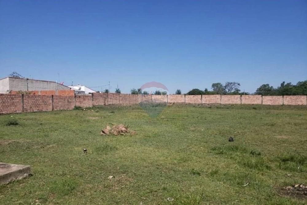 10 Terrenos totalmente Amurallados,3600m2.en Ypané, foto 2