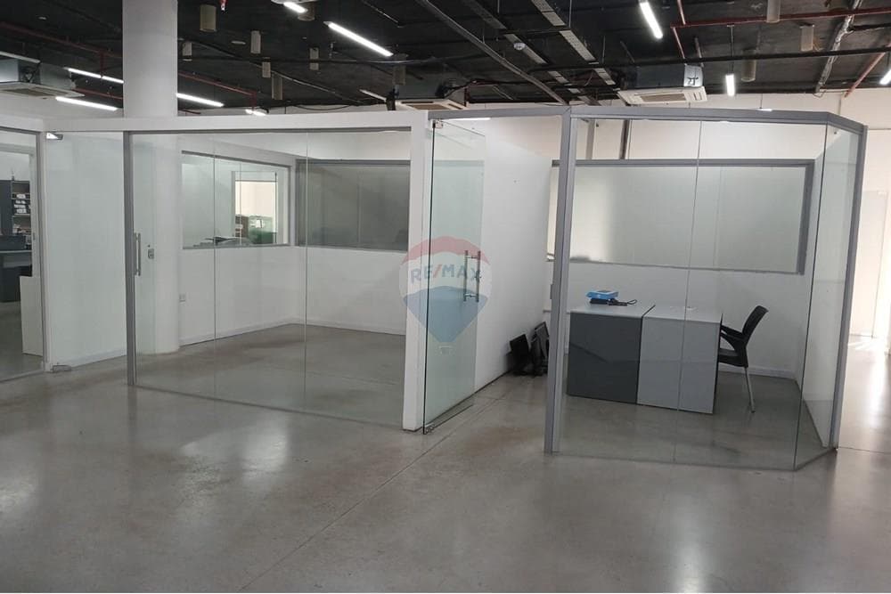 Oficina - Alquiler - Pettirossi, Asunción, Paraguay — foto 3