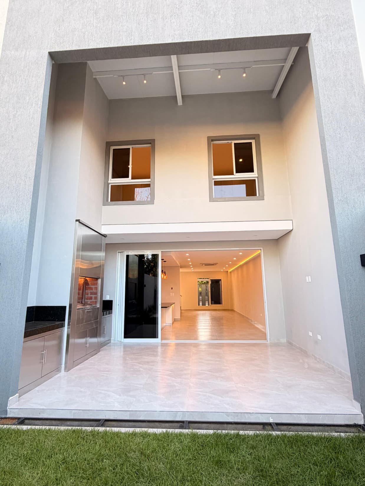 Dúplex En Venta A Estrenar, De 3 Habitaciones En Suite — foto 1