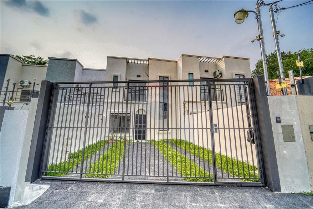 Duplex A Estrenar En Lambare Zona Colegio Sek, foto 2