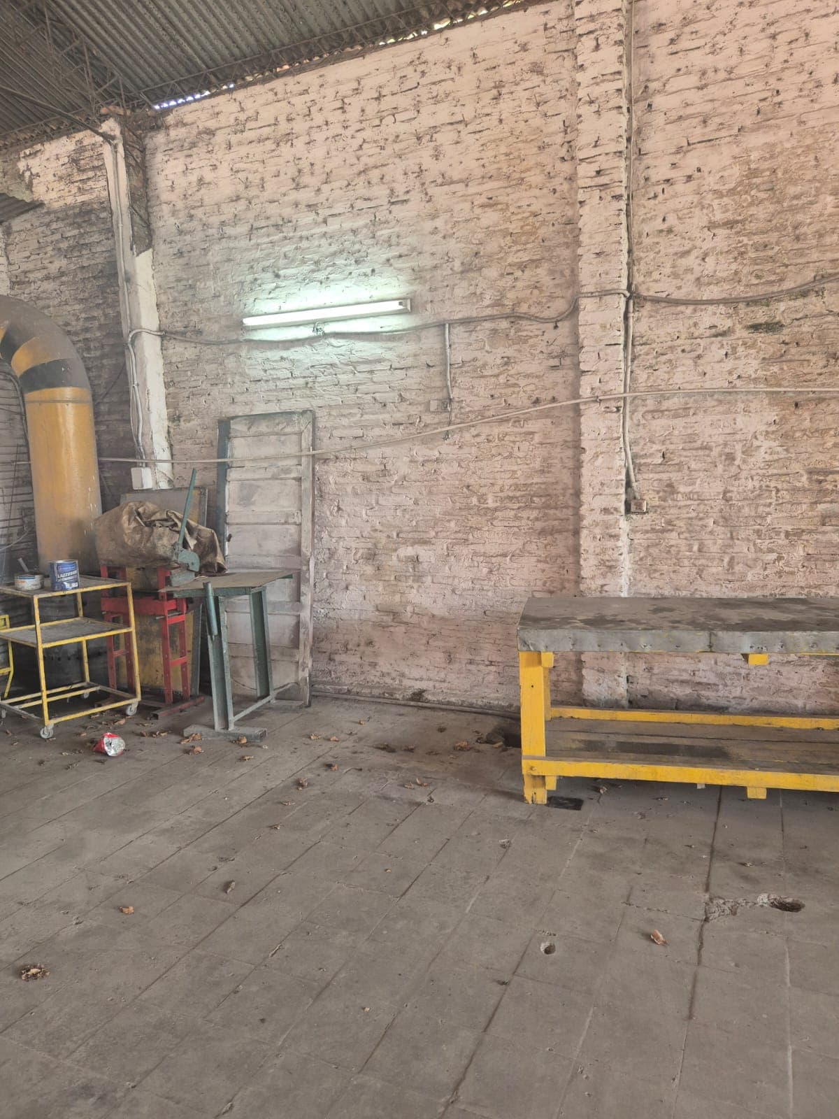 Se Alquila Amplio Taller Mecánico – Chapería Y Pintura* — foto 4