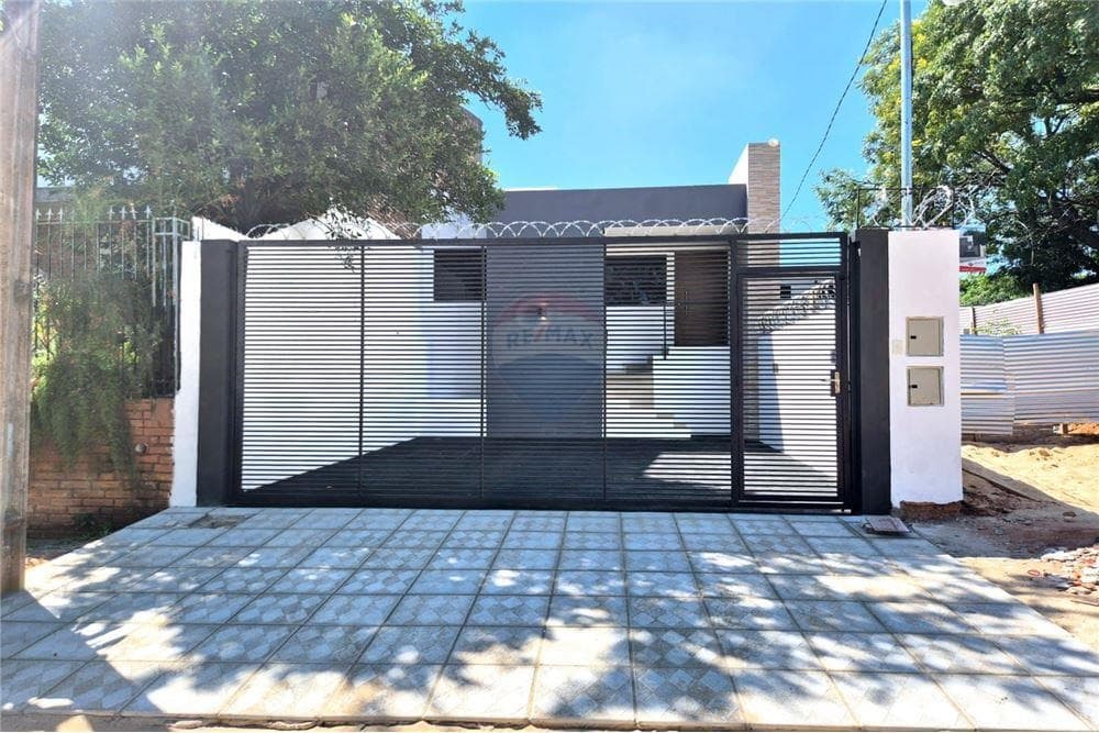 chalet a estrenar — foto 1