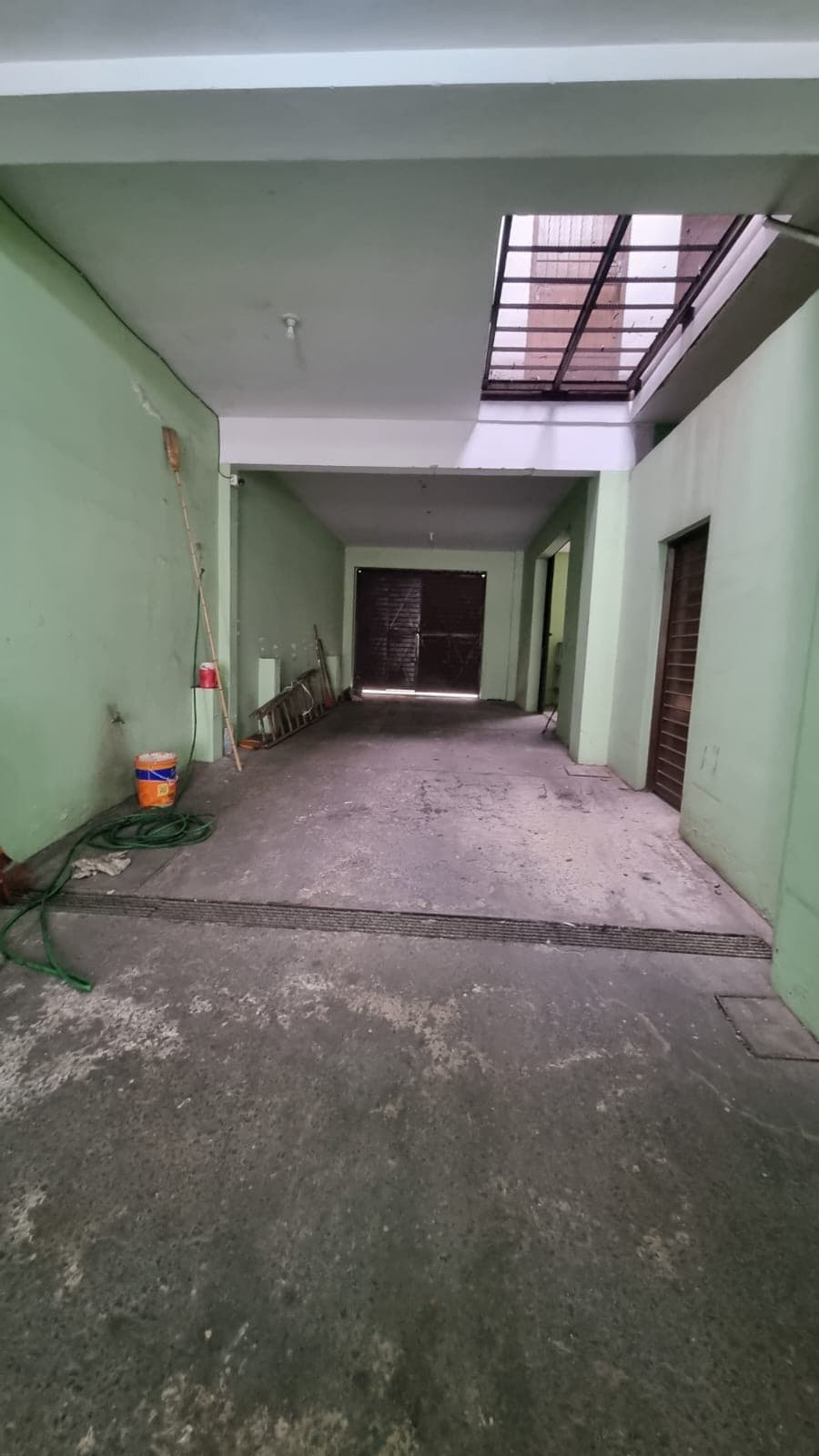 Edificio para uso comercial en San Lorenzo, foto 3