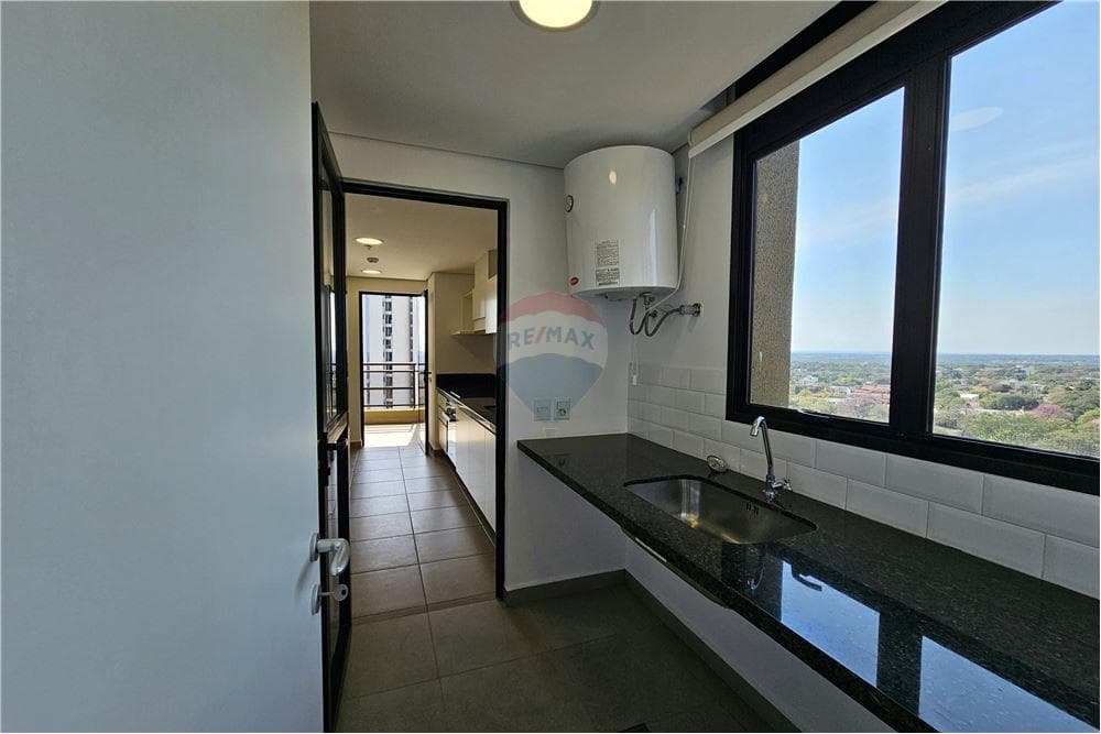 Dpto. de 124 m2 con 3 Dorm. en Torres Mirador - Santísima Trinidad y Capellanes, foto 3