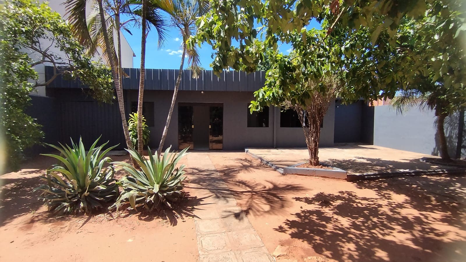 Casa con tres habitaciones en alquiler en San Lorenzo — foto 2