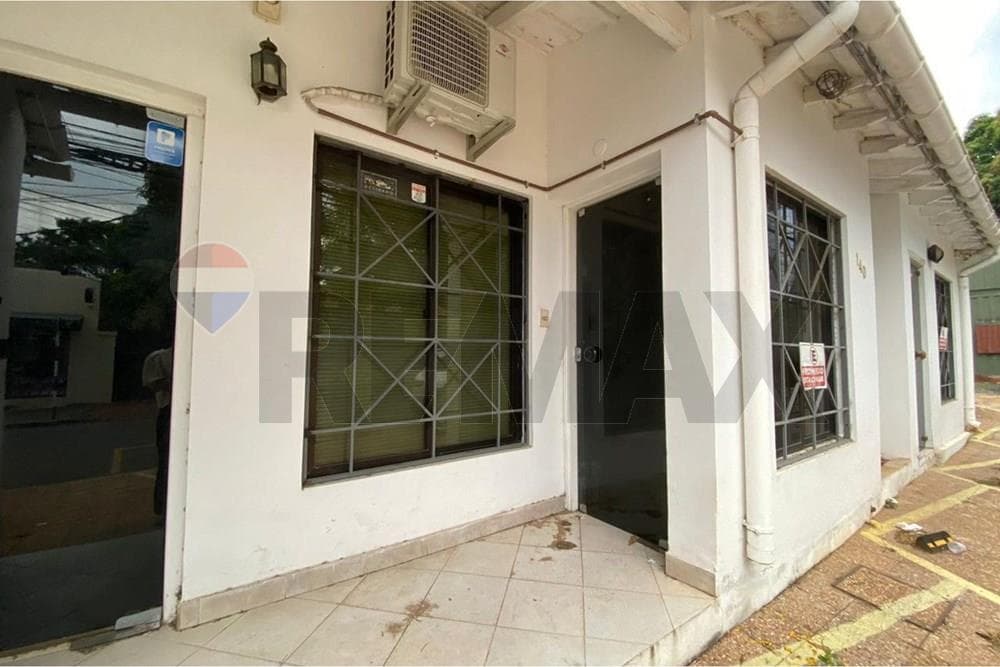 Local Comercial - Alquiler - Villa Morra, Paraguay — foto 5