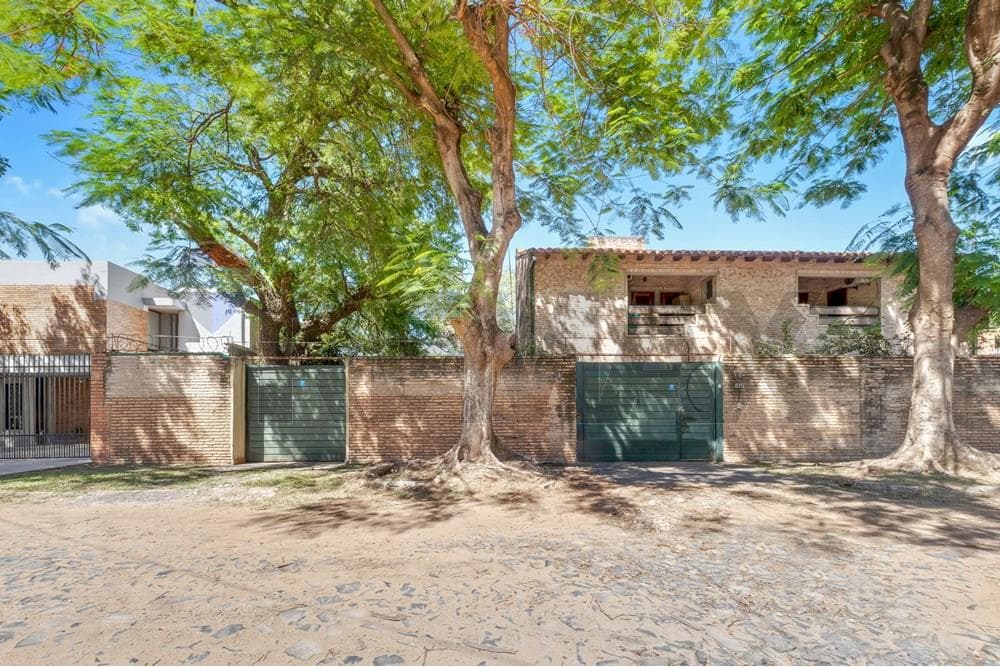 Amplia Residencia en Venta Barrio Santa Librada, Asunción — foto 1