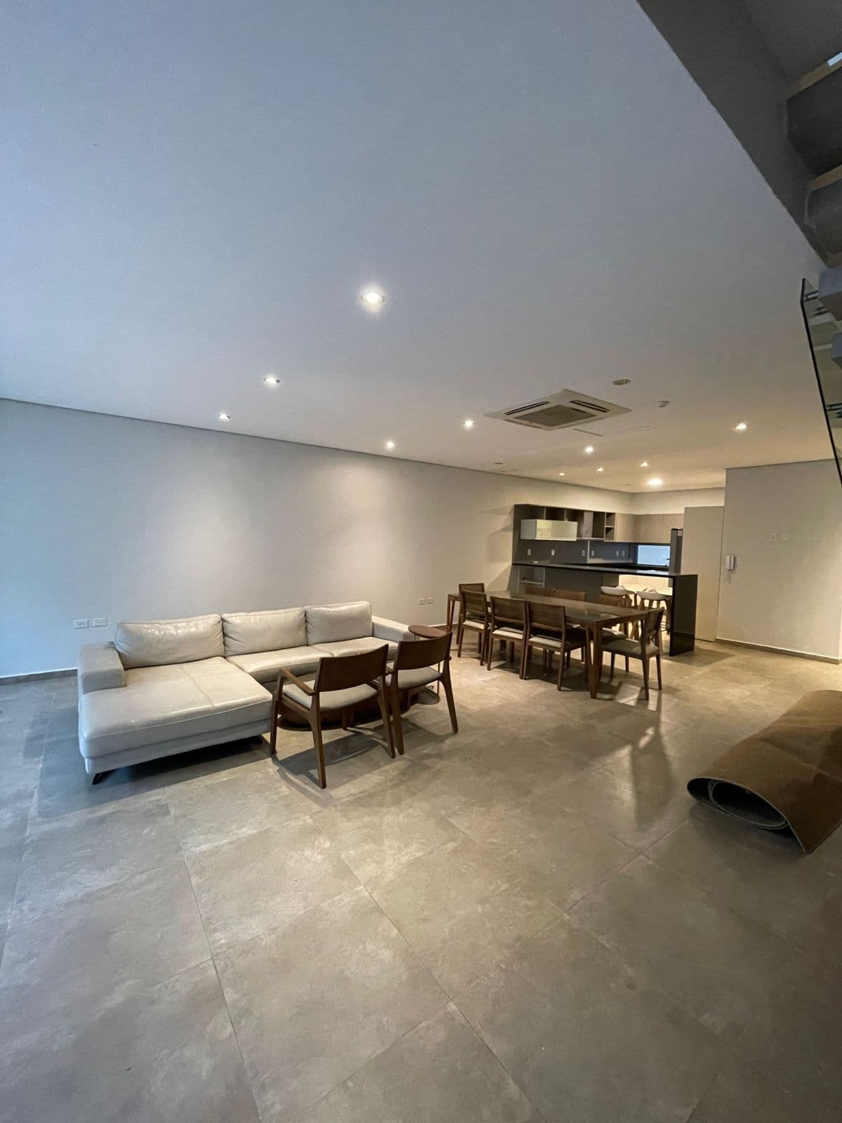 Triplex de 3 suites con domótica en mburucuya — foto 2