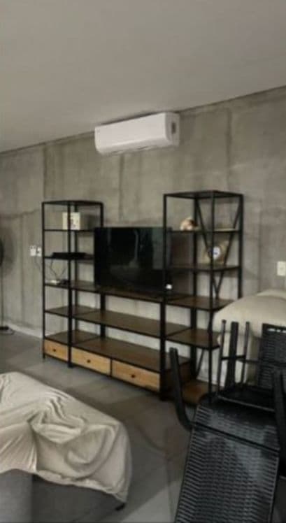 En alquiler casa en San Bernardino, foto 3