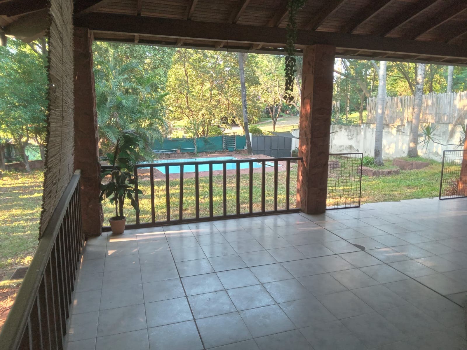 casa de 4 habitaciones con terreno de 841 M2 en Lambaré — foto 3