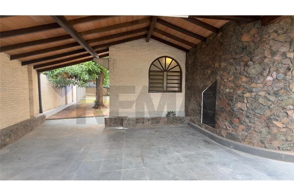 Hermosa y amplia casa en lambare, foto 4