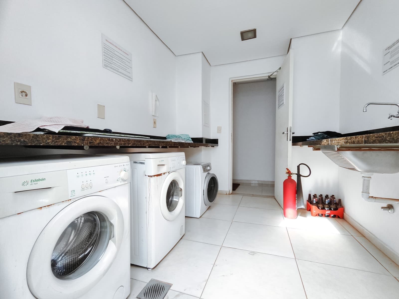 Loft en venta en Carmelitas, 2 dormitorios en suite, cochera y diseño moderno, foto 1
