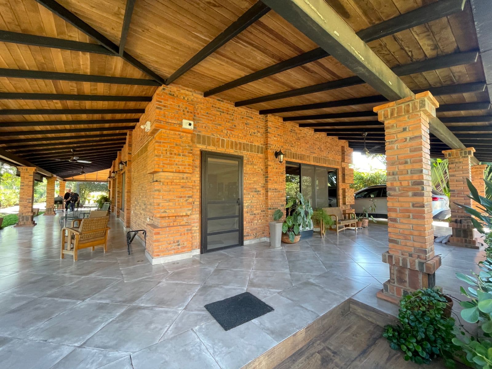 Hermosa casa en surubi´i, foto 2