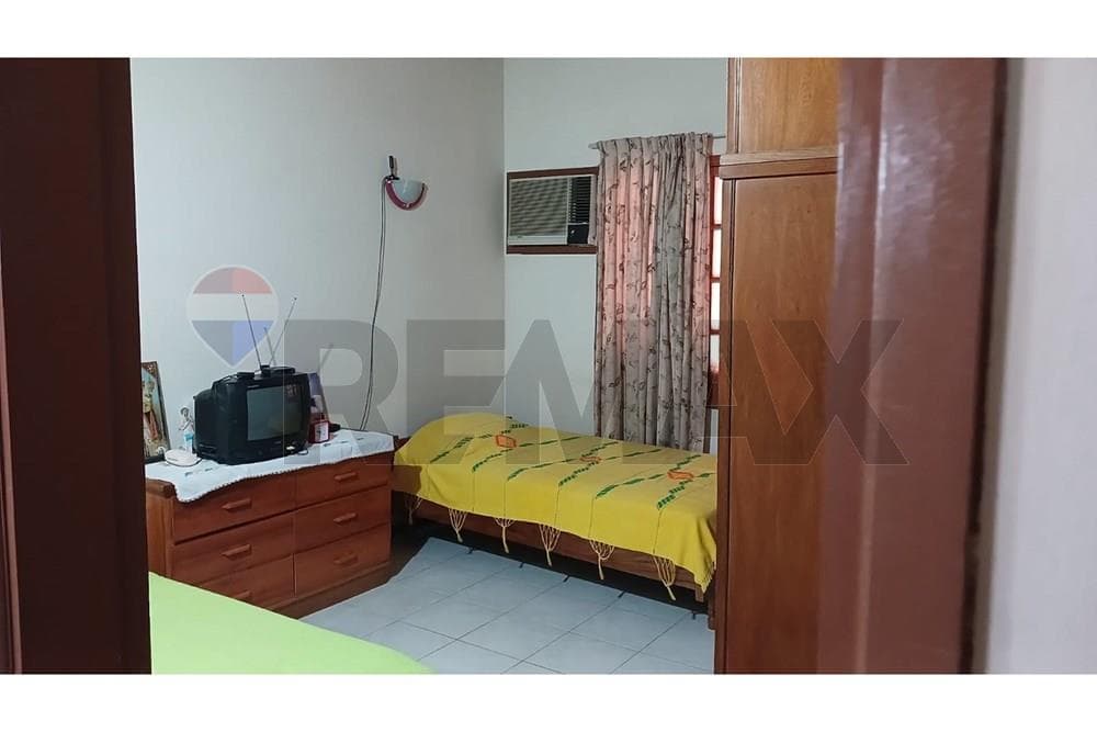 Casa en esquina Fernando de la Mora zona sur — foto 5
